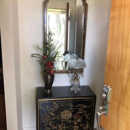 Kathryn'S Corner Cottage - Gorgeous Views Alpine Bagian luar foto